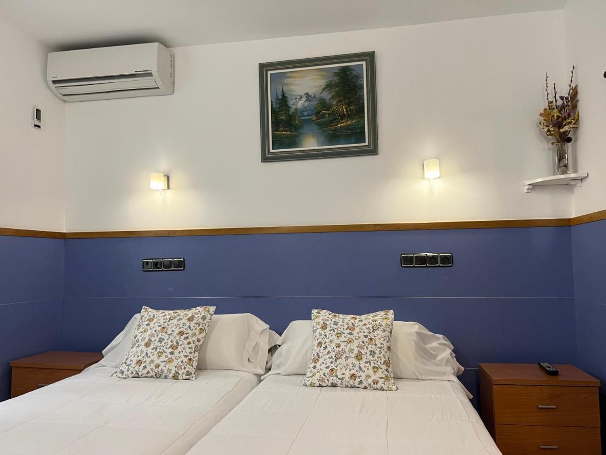 Pension Irune By Vivere Stays San Sebastián Exteriör bild