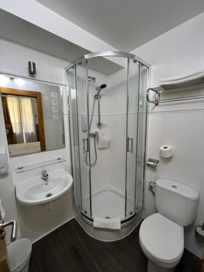 Pension Irune By Vivere Stays San Sebastián Exteriör bild