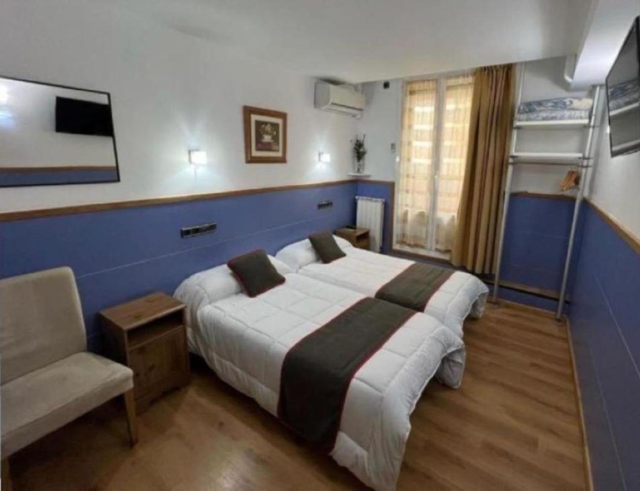 Pension Irune By Vivere Stays San Sebastián Exteriör bild